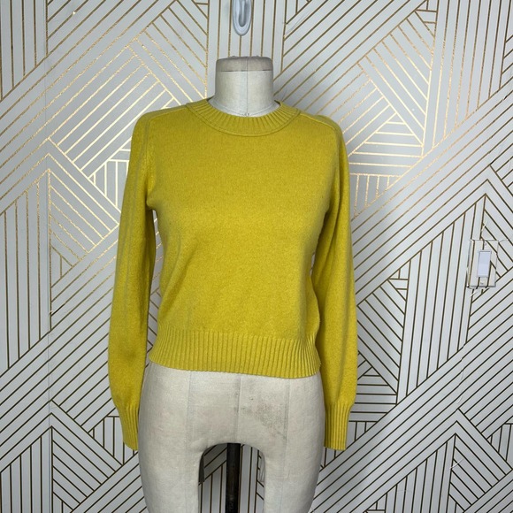 Everlane Sweaters | Everlane Recashmere Crew Neck Sweater Yellow Size Xs *Flawed | Color: Yellow | Size: Xs | Spin_Thrift's Closet
